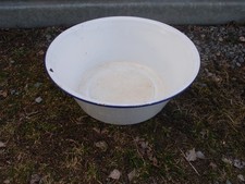 alte Emailleschüssel 